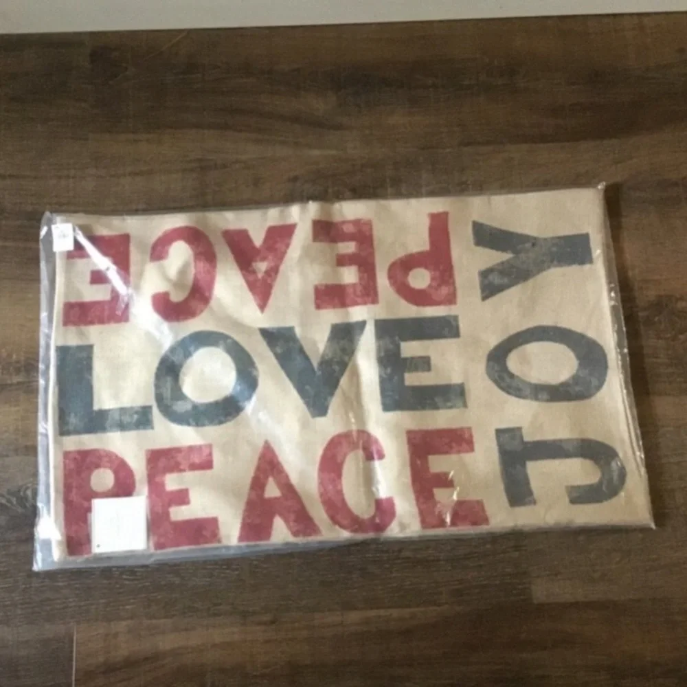 Pottery Barn NWT Holiday Christmas Peace Love Pillow Cover Red Green Burlap